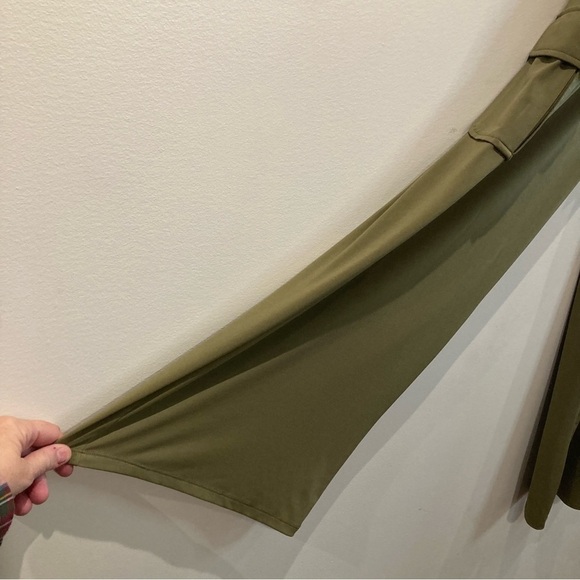 LISA RINNA COLLECTION Sz M Wide Leg Cargo Pull On Slinky Jersey Knit Pants - Picture 5 of 10